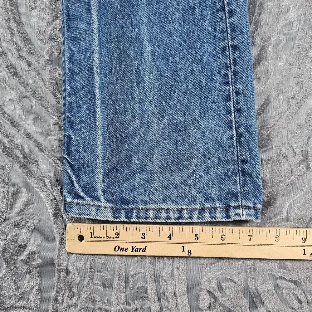 Levis no holes